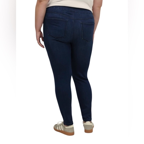 Penningtons, Plus Size Skinny Leg Savvy Jeans, Dark Wash Blue, 22W - Picture 3 of 10